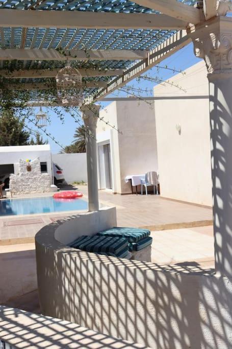 Villa Vill La Reine Jerba Avec Piscine El Guecheine Exterior foto